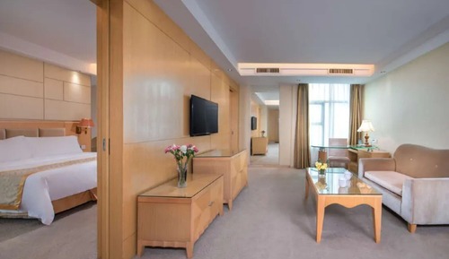 Family Suite, City View