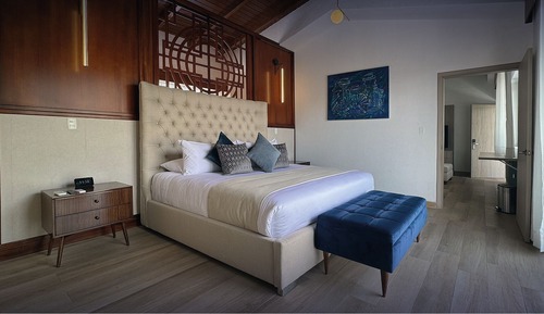 Luxury Suite, Resort View