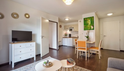 Classic Apartment, Balcony