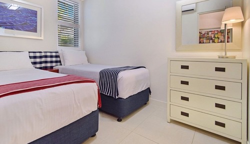 Direct Beach Access Apartment