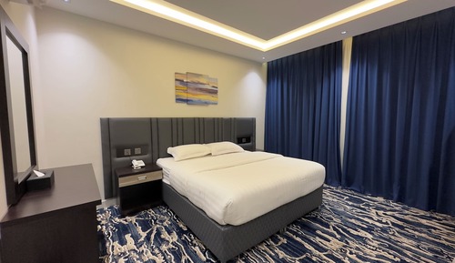 Deluxe Studio, City View