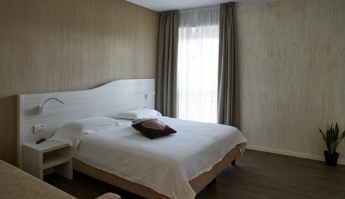 Comfort Quadruple Room, Private Bathroom
