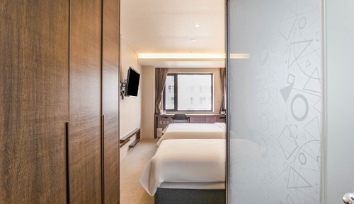 Deluxe Twin Room, City View