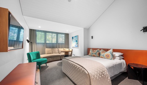 Deluxe Room, 1 Queen Bed