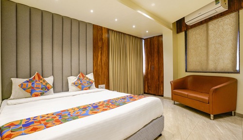 Luxury Suite