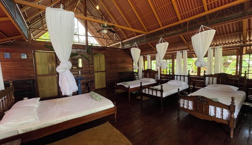 Comfort Cabin