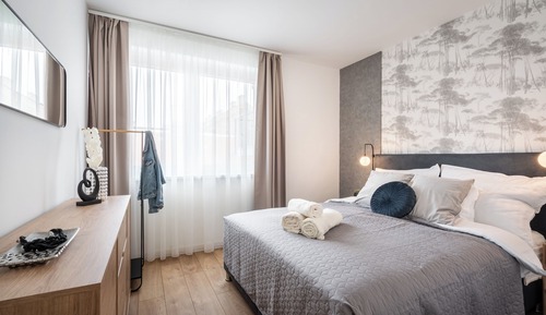 Superior Apartment, Courtyard View