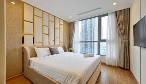 Family Apartment, 4 Bedrooms, Balcony, City View