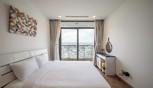 Deluxe Apartment, 3 Bedrooms, Balcony, River View