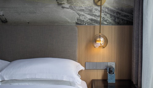 Standard Room, 1 King Bed