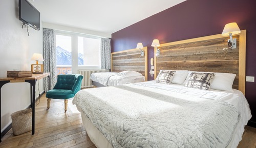 Comfort Triple Room, Balcony, Mountain View