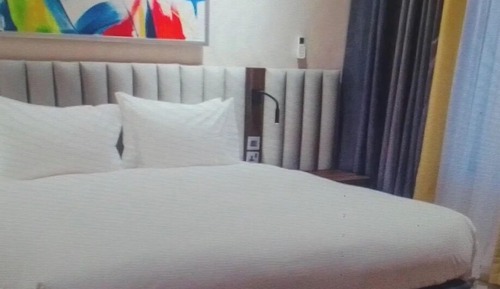 Deluxe Room, City View