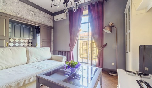 Comfort Apartment, Balcony, City View