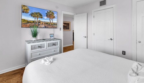 Signature Condo, 2 Bedrooms, Kitchen, Ocean View