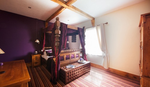 Deluxe Double with Shower