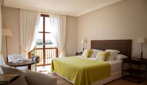 Junior Suite Deluxe, Garden View