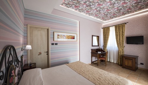 Classic Room