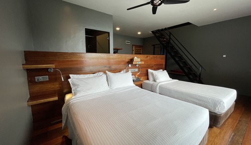 Twin Room All Meals and Boat Transfers Included