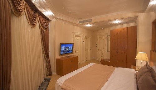 Superior Family Room, 2 Bedrooms