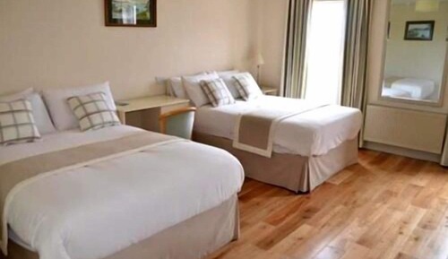 Twin Room, Ensuite