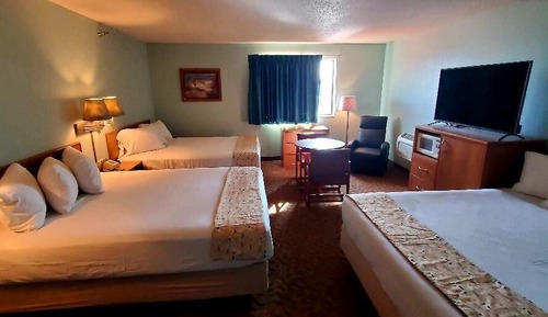 Standard Room, Multiple Beds, Non Smoking