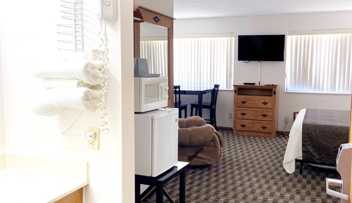 Suite, 1 King Bed