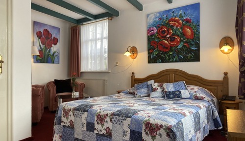 Junior Suite, Terrace, Canal View