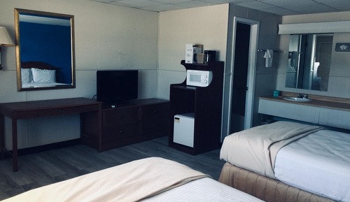 Standard Room, 2 Double Beds, Non Smoking