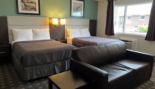 Suite, 2 Double Beds, Kitchen