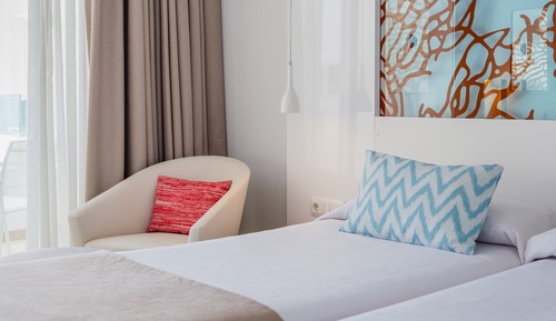 Double Room, Balcony