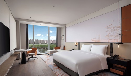 Deluxe Queen Room