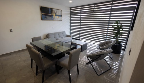 Deluxe Studio, 2 Bedrooms