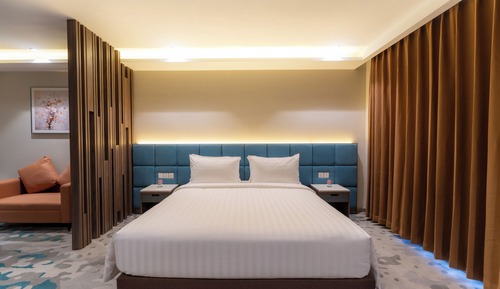 Executive Studio Suite