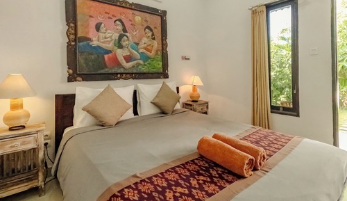 Basic Room, Shared Bathroom, Garden View