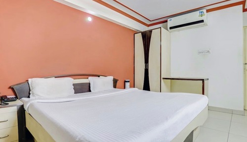 Classic Double Room, City View