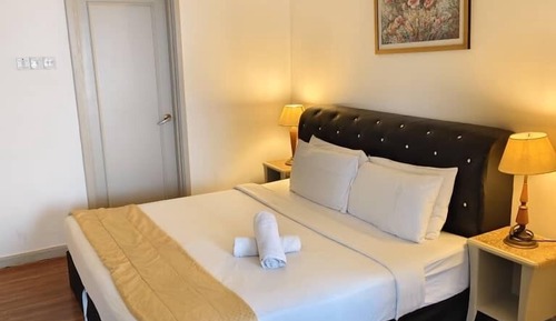 Standard Room, 1 Bedroom, Private Bathroom, Pool View