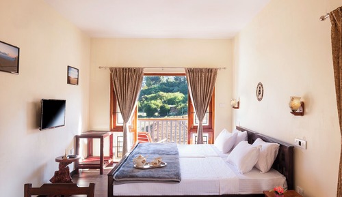 Comfort Double Room, Balcony, Mountain View