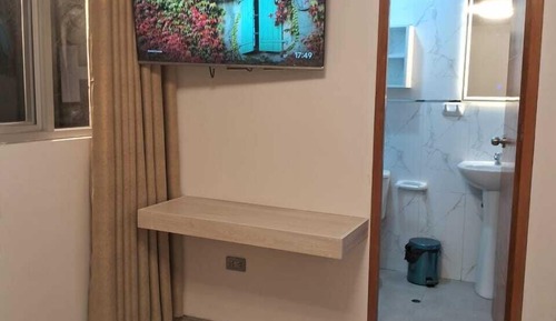 Comfort Suite, City View