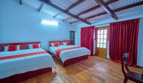 Economy Room