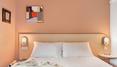 Room, 1 Queen Bed (Pop)