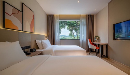 Superior Double Room, Balcony, Mountain View