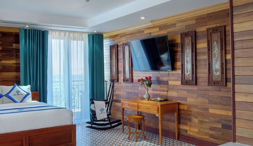 Premium Quadruple Room