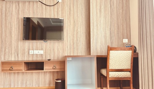 Luxury Double Room, 1 King Bed, City View