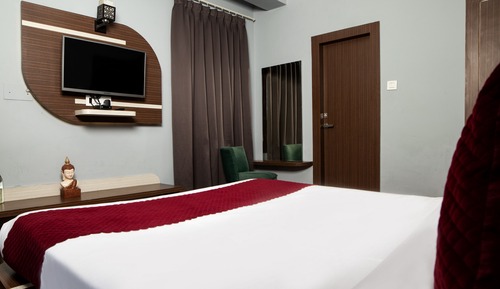 Premium Double Room, Balcony, Mountain View