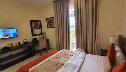 Deluxe Room, Balcony, City View