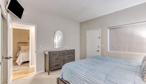 Luxury Condo, 2 Bedrooms