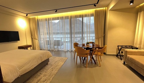 Royal Suite, 1 Double Bed, River View