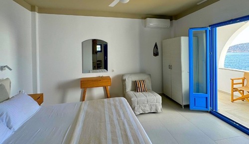 Deluxe Studio Family with Private Balcony