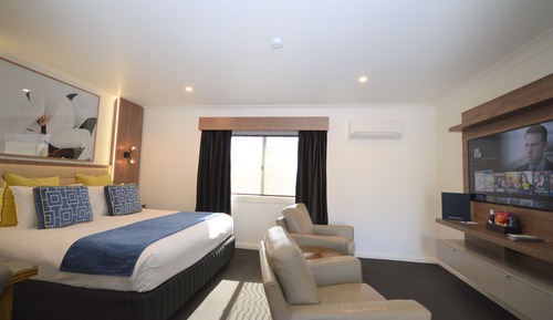 Premier Room, 1 King Bed