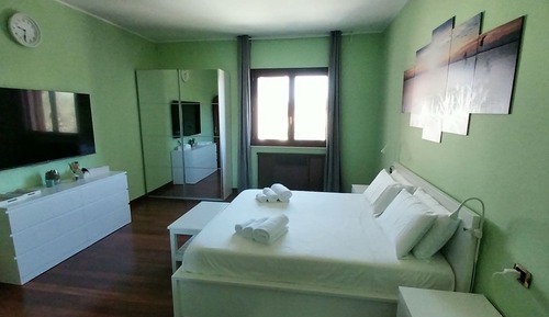 Standard Double Room, Garden View